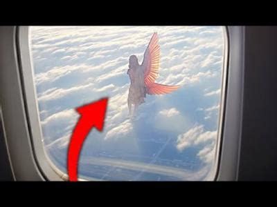 Flight Passenger Catches What No One Was Supposed To See